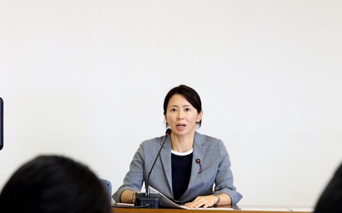 こども家庭局審査
